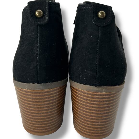 NEW Style & Co Black Micro Suede Booties Size 9 Block Heel asymmetric Short Boot - Picture 4 of 7